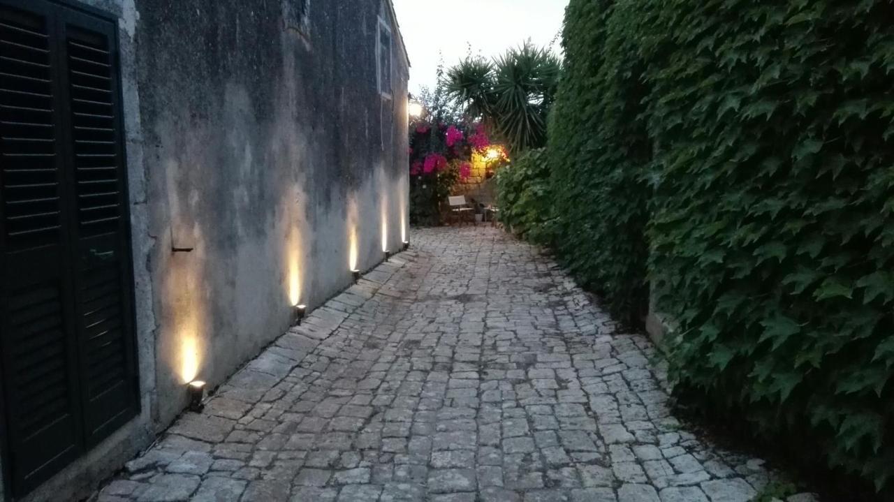 Oasi di Campagna luxury rooms Modica Bagian luar foto