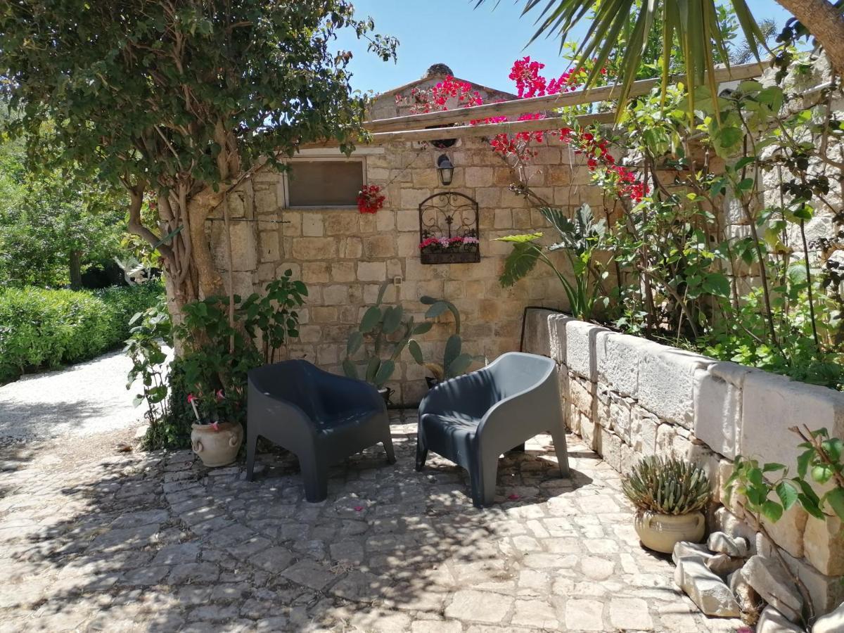 Oasi di Campagna luxury rooms Modica Bagian luar foto