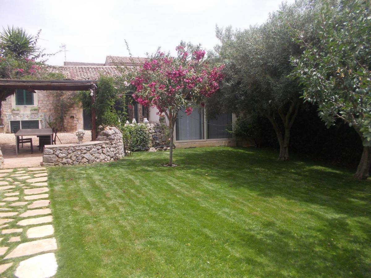 Oasi di Campagna luxury rooms Modica Bagian luar foto