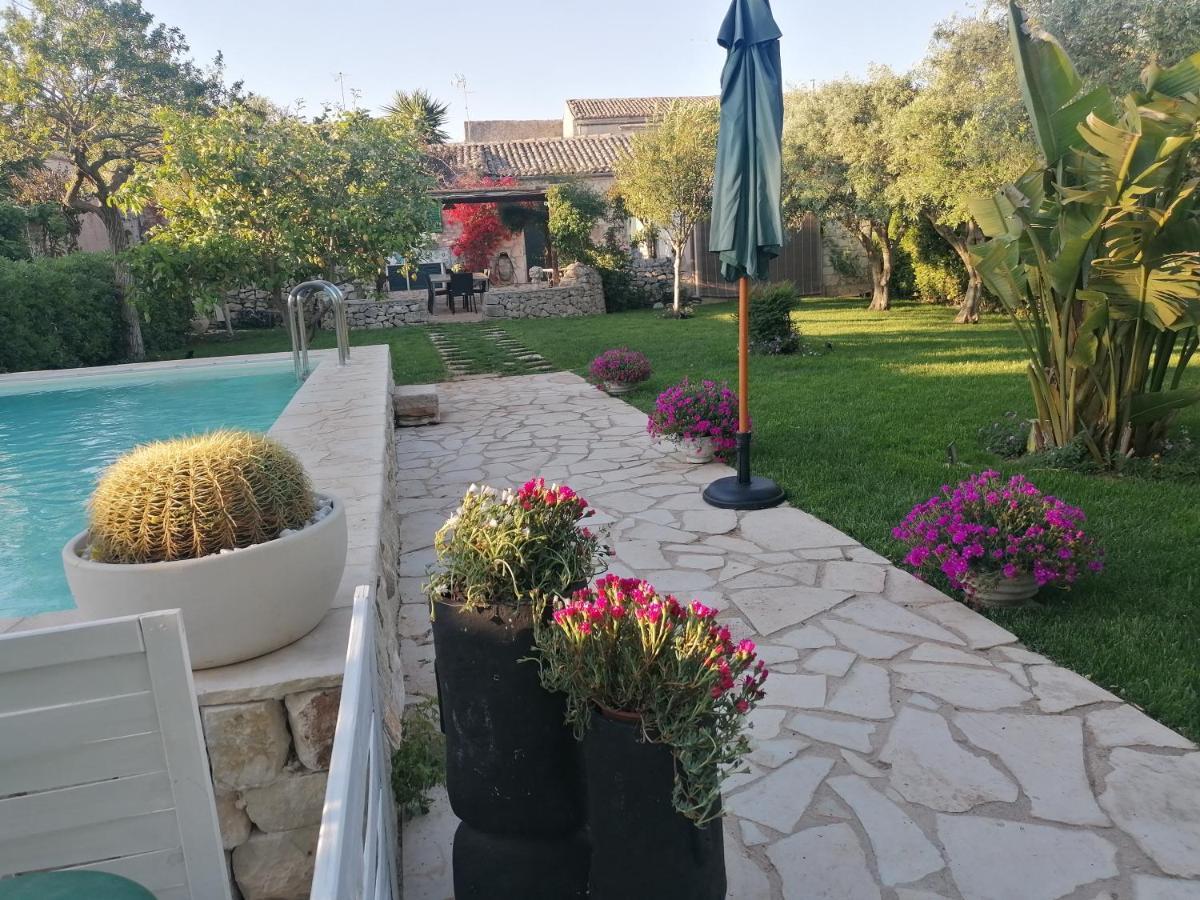 Oasi di Campagna luxury rooms Modica Bagian luar foto