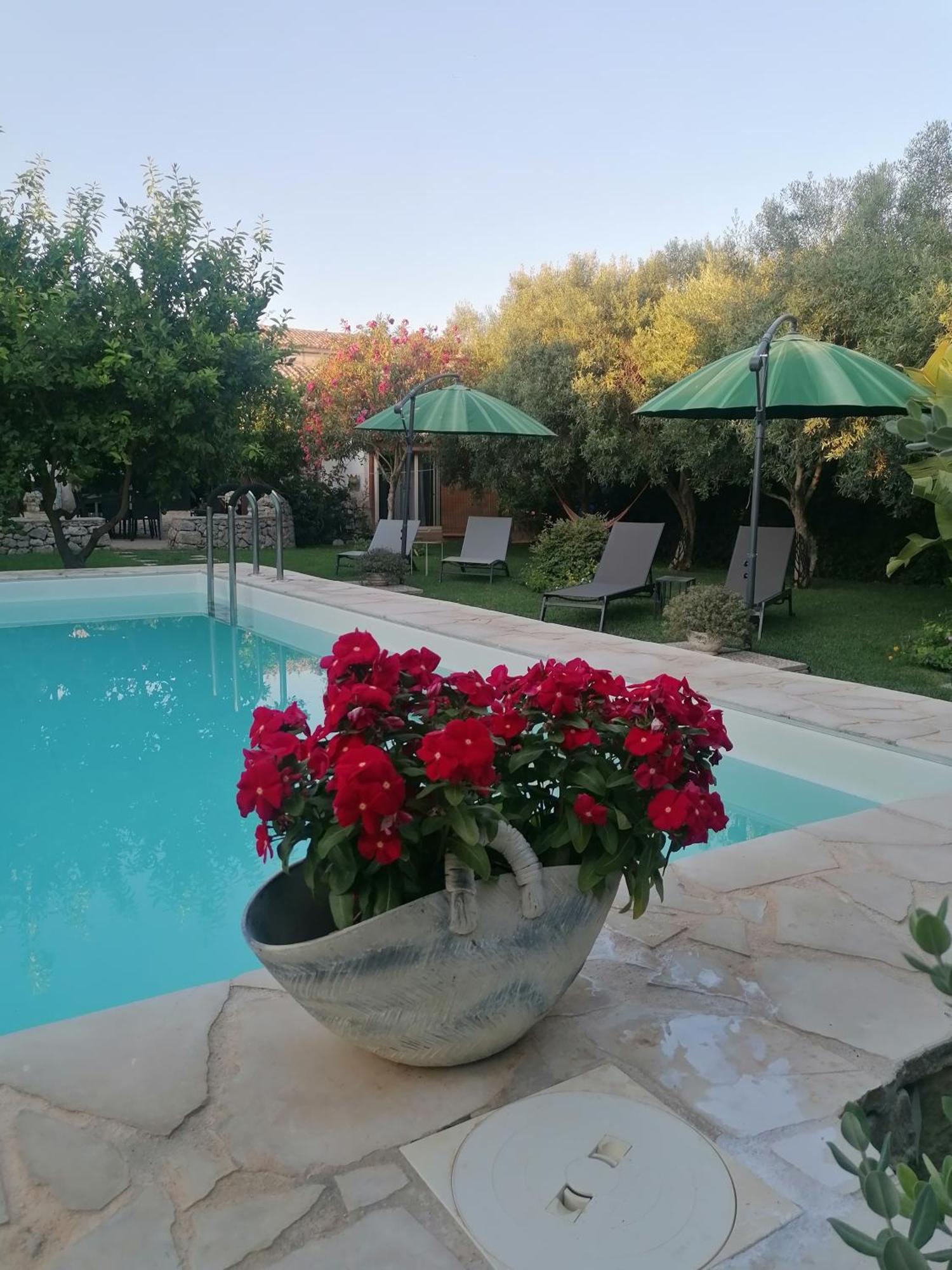 Oasi di Campagna luxury rooms Modica Bagian luar foto